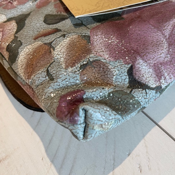 NWT-Patricia Nash Leather Crackled Rose Garden Print💐 - Picture 4 of 12